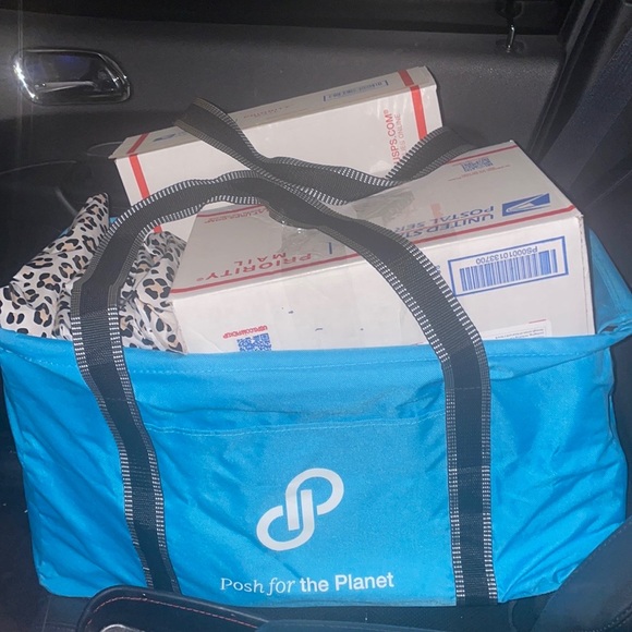 TODAY UP TO 30% OFF & $4.99 shipping ALL DAY EVERYTHING IN MY CLOSET! ❤️ - Picture 14 of 14